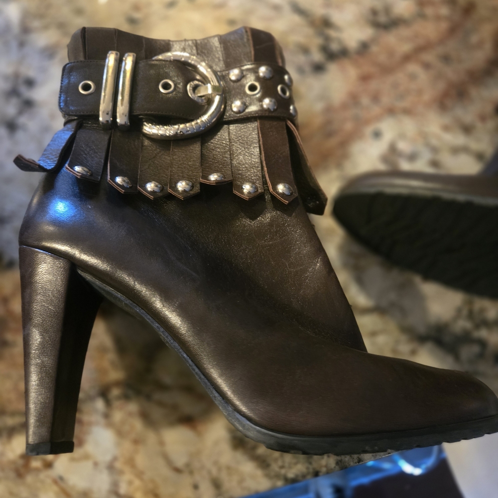 Stuart Weitzman Dark Brown Heeled Boots